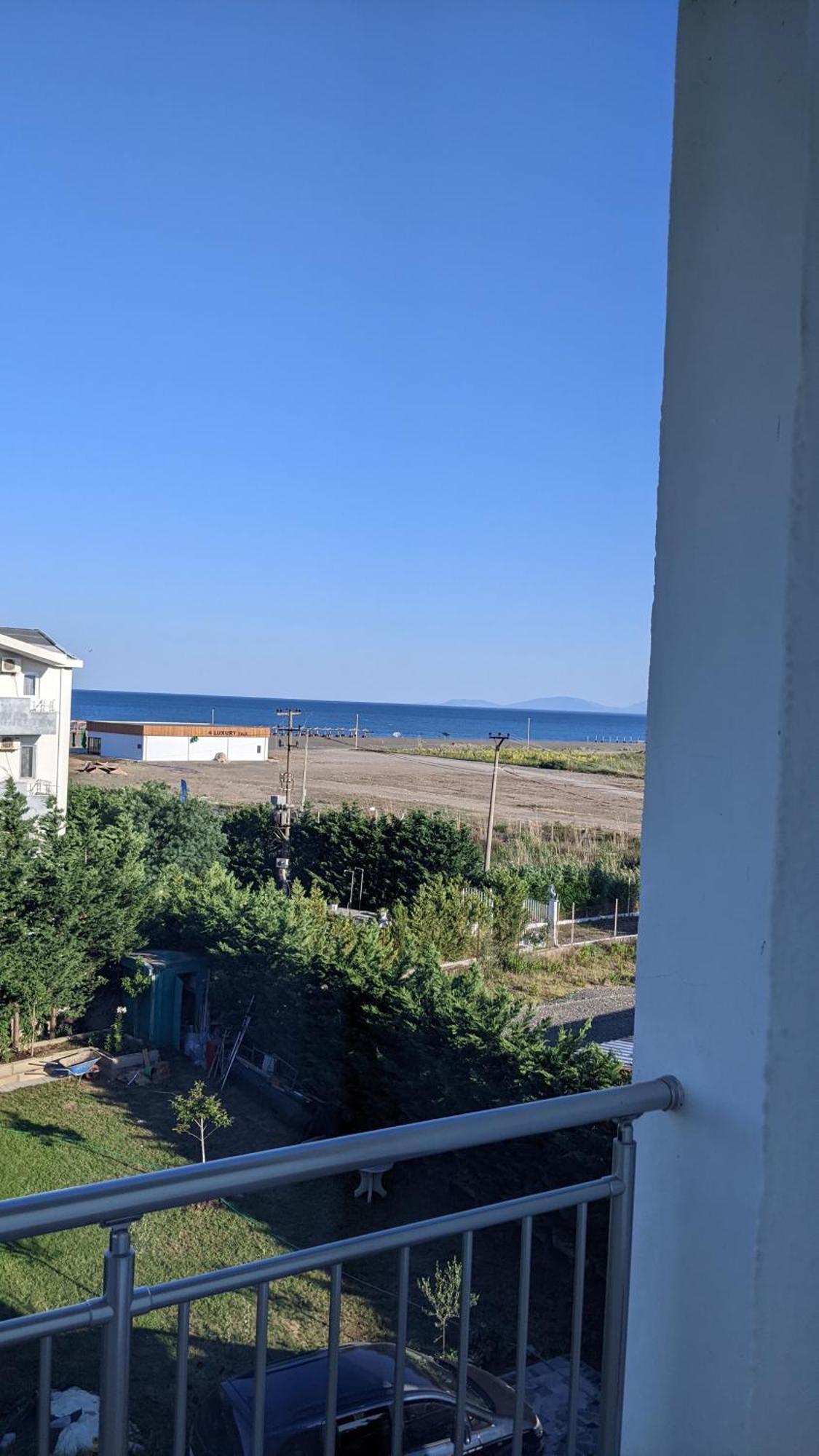 Kunevain Guest House Lezhë エクステリア 写真